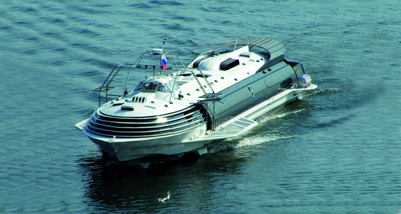 Illustration for article titled La increíble evolución en el tiempo de los barcos hidroala